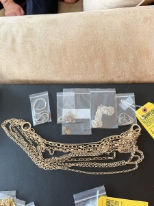 ASSORTED CHAINS