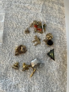 LOT ASSORTED JEWELRY
