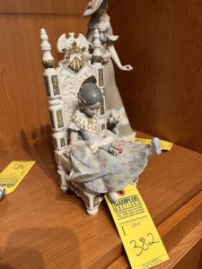 LLADRO FIGURINE - GIRL WITH FLOWERS & CHAIR