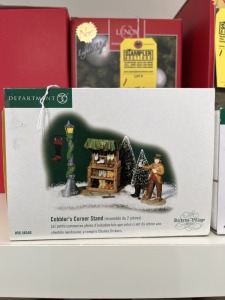 CHRISTMAS DECOR - DEPARTMENT 56 - HERITAGE VILLAGE COLLECTION - FEZZIWIG WAGON / HOMEMADE CHOCOLATE WAGON
