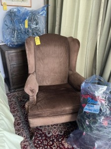 BROWN CHAIR