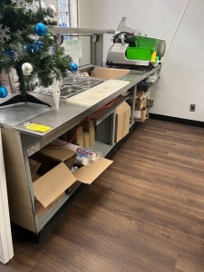 STAINLESS STEEL TABLE WITH HOTWELL, SNEEZE COUNTER FRONT & 2nd WELL - 9'W x 35''D (LOCATED IN CLEWISTON, FL)