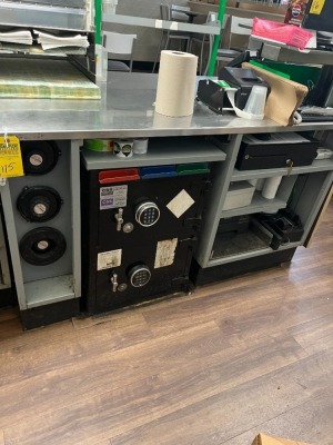 STAINLESS STEEL CASH COUNTER - 5'W x 34''D (LOCATED IN CLEWISTON, FL)