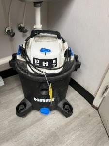 HART WET VAC - 10 GALLON / 6HP (LOCATED IN CLEWISTON, FL)