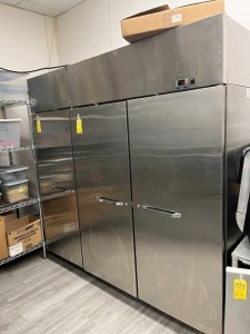 NORLAKE 3-DOOR REACH-IN FREEZER (LOCATED IN CLEWISTON, FL)