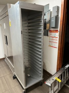 OPEN BREAD COOLING RACK (LOCATED IN OKEECHOBEE, FL - #7007)