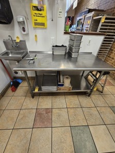 STAINLESS STEEL TABLE - 5' (LOCATED IN CUTLER BAY, FL)