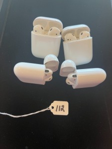PAIR APPLE AIR PODS