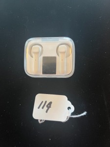 PAIR WIRELESS AIRBUDS