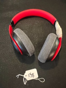 PAIR BEATS WIRELESS STEREO HEAD PHONES
