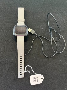 FIT BIT WITH CHARGER