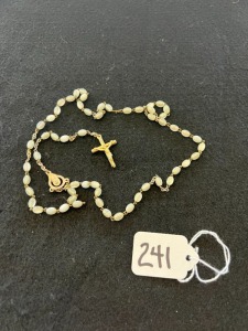 NECKLACE WITH CROSS