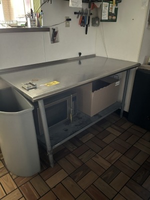 STAINLESS STEEL PREP TABLE - 5'W x 30''D (LOCATED IN CAPE CORAL, FL - #24913)