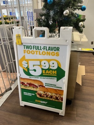WHITE DOUBLE SIDED RESIN SIGN BOARD (LOCATED IN CLEWISTON, FL)