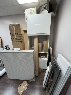 LOT UNTAGGED CONTENTS - REMAINDER OF ROOM - WINE, CABINETS, LIGHTING, CHAIR, ETC