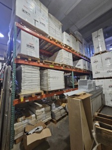 ASSORTED UPPER UNITS / BASE UNITS PANELS (NO DOORS) (11 PALLETS)