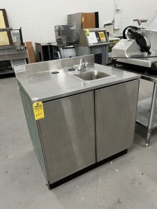 STAINLESS STEEL CABINET WITH 2 DOORS & HAND SINK - 3'W x 29.5''D (LOCATED IN PEMBROKE PARK, FL)