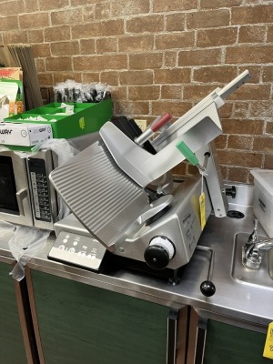BIZERBA K-22 SLICER WITH BLADE SHARPENER & ACCESSORIES - SERIAL No. 12081842 (LOCATED IN PLANTATION, FL)