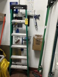 WERNER FIBERGLASS LADDER - 6' (LOCATED IN PLANTATION, FL)