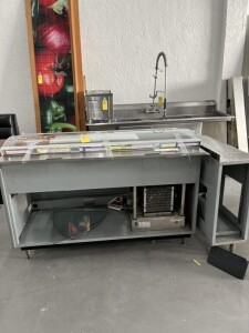 SANDWICH COLD UNIT WITH SIDE COUNTER PIECE - 5'W x 34''D (LOCATED IN PEMBROKE PARK, FL)