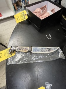 WILDLIFE COLLECTION WOLF KNIFE