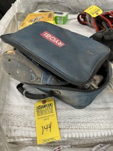 RYOBI CORDED SANDER IN BAG