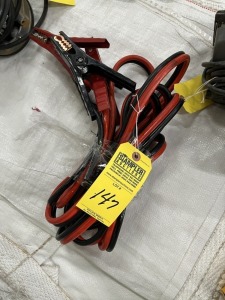 SET JUMPER CABLES