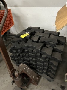 PALLET RUBBER PAVERS