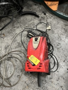 HUSKY POWER WASHER - 1550 PSI