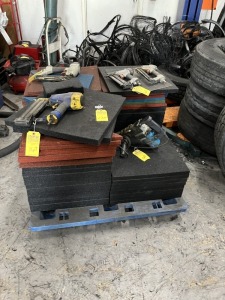 PALLET RUBBER SQUARES & TRIANGLES