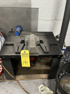 SMALL ROUTER WITH STAND
