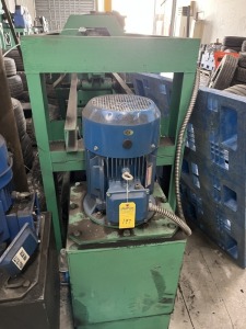 TRUCK TIRE BEAD PULLING MACHINE