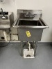 SMALL STAINLESS STEEL SINK