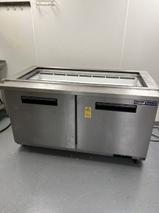 CENTRAL RESTAURANT PRODUCTS COLD STATION WITH LOW 2-DOOR COOLER