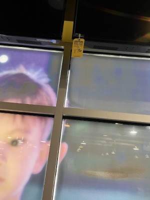 FLAT SCREEN TELEVISION - 55''