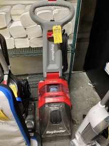 RUG DOCTOR SHAMPOOER
