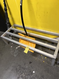 DUNNAGE RACK