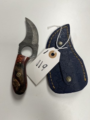 SKINNING KNIFE - CUSTOM HANDMADE DAMASCUS STEEL - RESIN HANDLE - LAMINATED LEATHER SHEATH