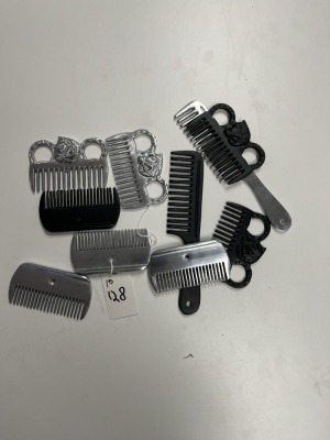 ASSORTED METAL COMBS