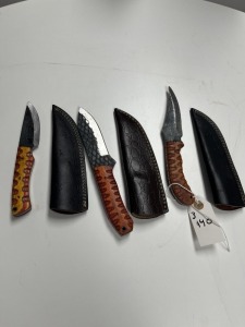 ASSORTED HUNTING & SKINNING KNIVES - CUSTOM HANDMADE DAMASCUS STEEL - PAKKA WOOD HANDLE - LAMINATED LEATHER SHEATH