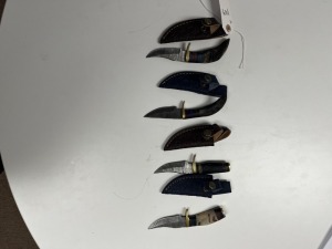 SMALL SKINNING KNIVES - CUSTOM HANDMADE DAMASCUS STEEL - 2- CURVED BONE HANDLE / 1- BONE HANDLE / 1- RESIN HANDLE - LAMINATED LEATHER SHEATH