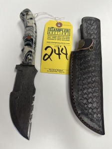 5.25'' HUNTER TRACKING KNIFE - CUSTOM HANDMADE DAMASCUS STEEL - RESIN HANDLE - LAMINATED LEATHER SHEATH