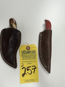 ASSORTED 3'' KNIVES - 1- HUNTING / 1- KARAMBIT - CUSTOM HANDMADE DAMASCUS STEEL - RESIN HANDLE - LAMINATED LEATHER SHEATH