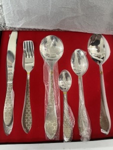 28-PIECE CUTLERY SETS - SERVICE FOR 6 PLUS 4 SERVING SPOONS - STAINLESS STEEL - IN CUSTOM BOX