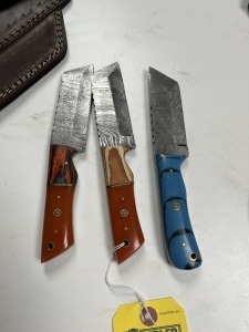 ASSORTED 4'' BULL CUTTING KNIVES - CUSTOM HANDMADE DAMASCUS STEEL - RESIN HANDLE - LAMINATED LEATHER SHEATH