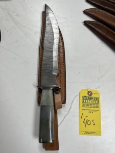 11'' BOWIE KNIFE - CUSTOM HANDMADE DAMASCUS STEEL - RESIN HANDLE - LAMINATED LEATHER SHEATH