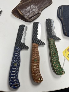ASSORTED 4'' BULL CUTTING KNIVES - CUSTOM HANDMADE DAMASCUS STEEL - PAKKA WOOD HANDLE - LAMINATED LEATHER SHEATH