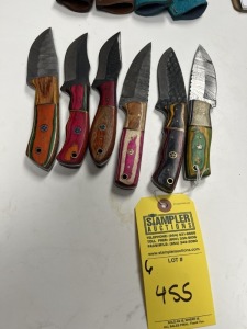 ASSORTED HUNTING & SKINNING KNIVES - 2- 3.5'' / 4- 4'' - CUSTOM HANDMADE DAMASCUS STEEL - PAKKA WOOD HANDLE - LAMINATED LEATHER SHEATH