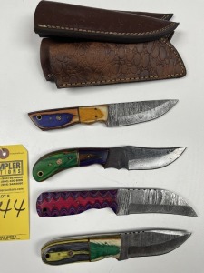 ASSORTED HUNTING & SKINNING KNIVES - 3- 4'' / 1- 3.5'' - CUSTOM HANDMADE DAMASCUS STEEL - PAKKA WOOD HANDLE - LAMINATED LEATHER SHEATH