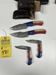 ASSORTED KNIVES - 2- 4'' HUNTING & SKINNING / 2- 3'' POCKET - CUSTOM HANDMADE DAMASCUS STEEL - TEXAS PAKKA WOOD & RESIN HANDLE - LAMINATED LEATHER SHEATH